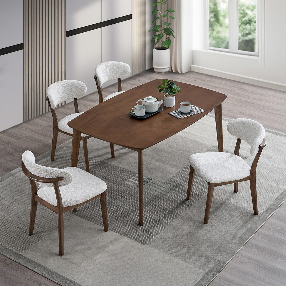 Walnut · Seats 4