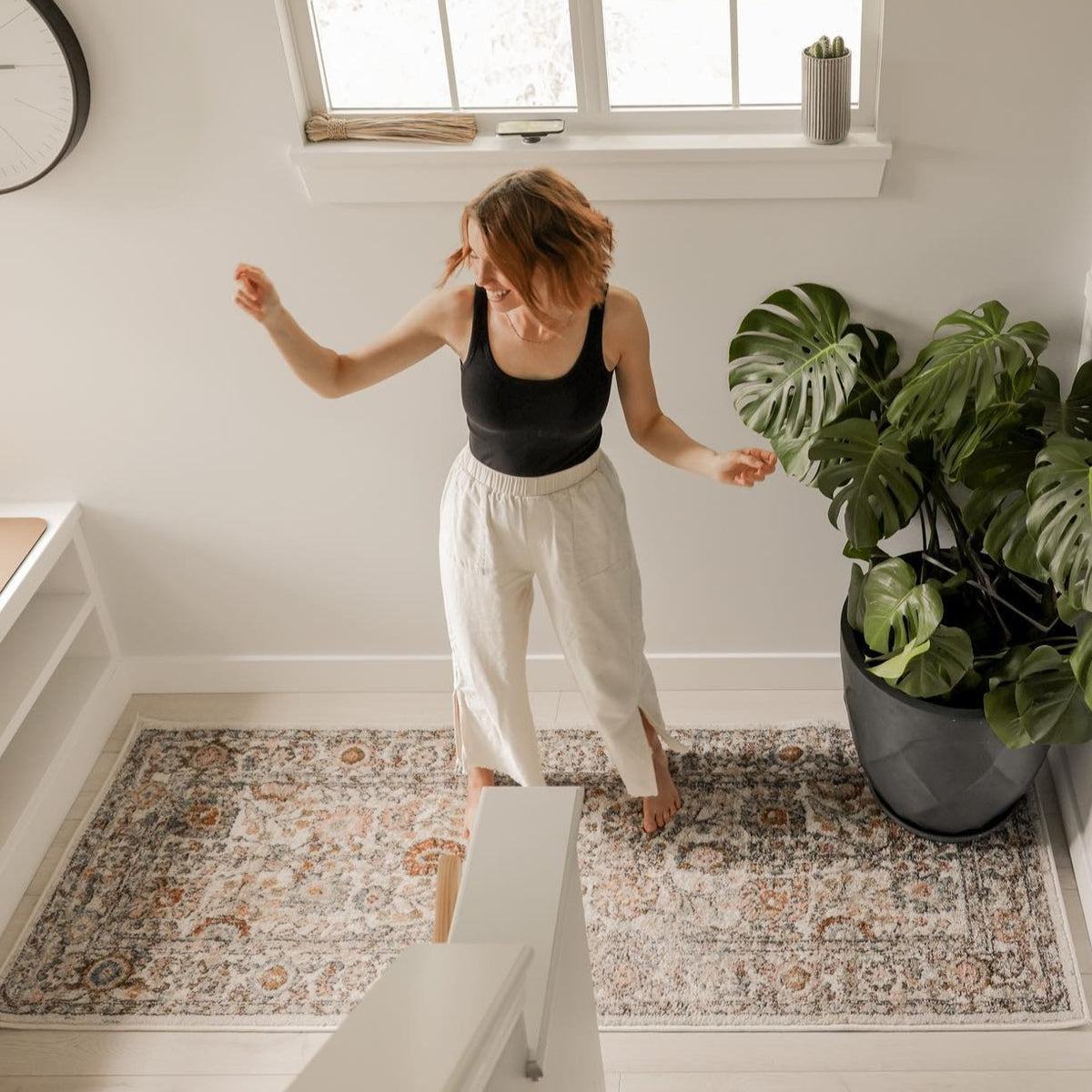 Traditional Pattern Area Rug